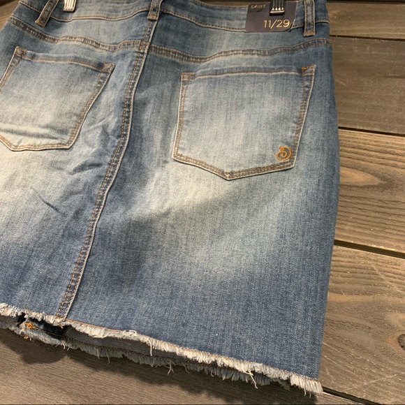 Button Up Denim Skirt - Picture 5 of 6